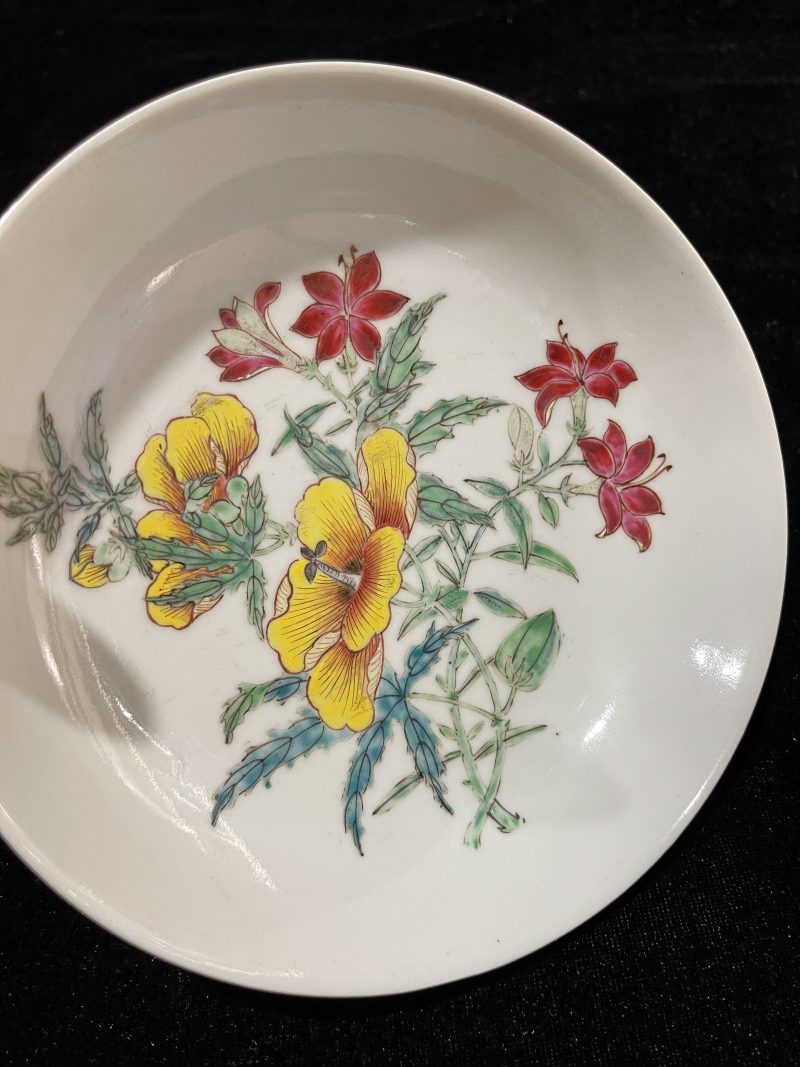 清雍正 粉彩花卉纹盘 - 图3