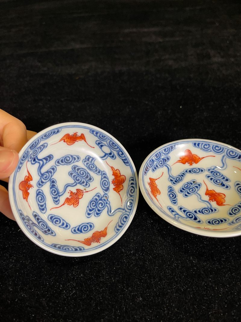 清光绪 青花矾红洪福齐天纹小碟一对 - 图3