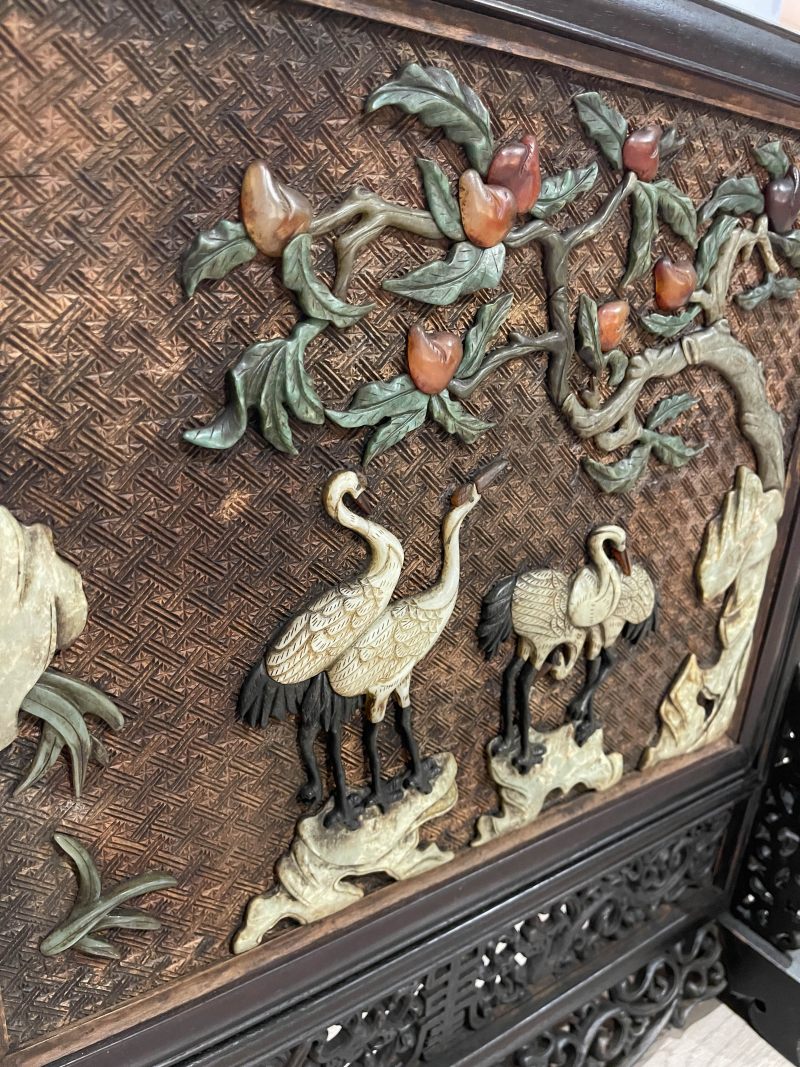 清 红木嵌百宝松鹤延年插屏一对 - 图4