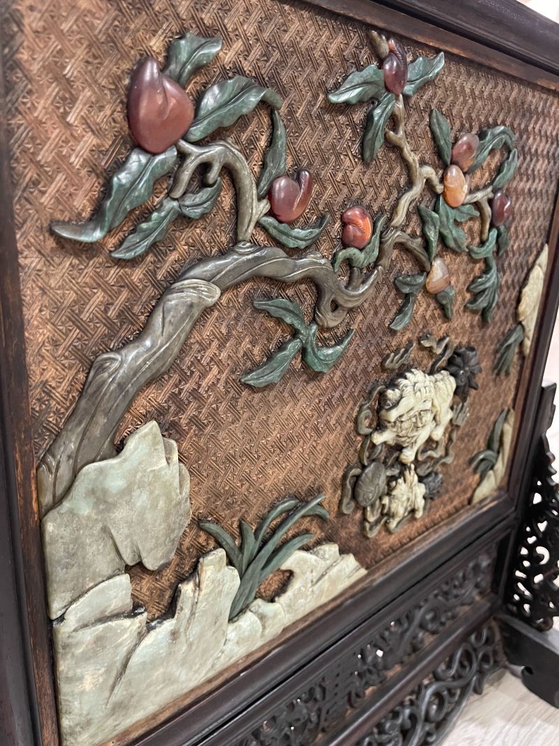清 红木嵌百宝松鹤延年插屏一对 - 图5