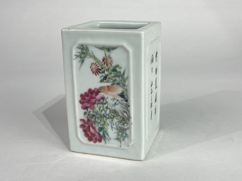 清光绪 浅绛彩山水花鸟诗文四方笔筒