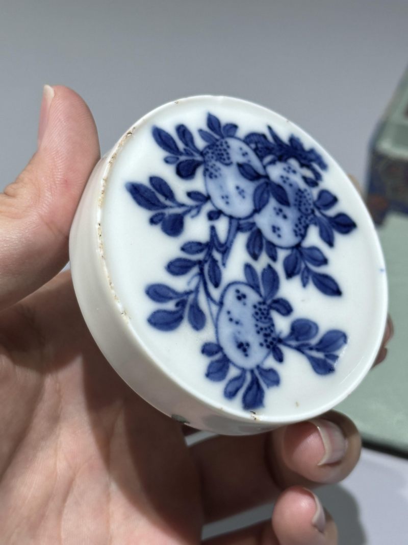    清雍正 青花石榴纹印泥盒 - 图6