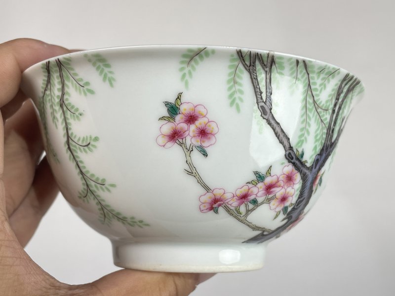 解放后 珐琅彩花卉纹碗 - 图3