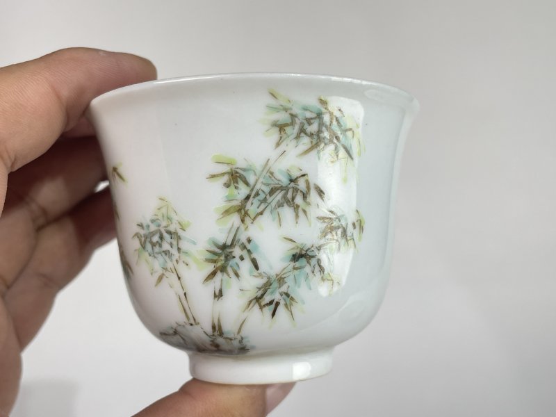浅降彩 洞石花卉纹杯一对 - 图4