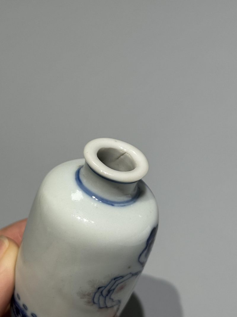    清道光 青花釉里红‘英雄独立’鼻烟壶 - 图9