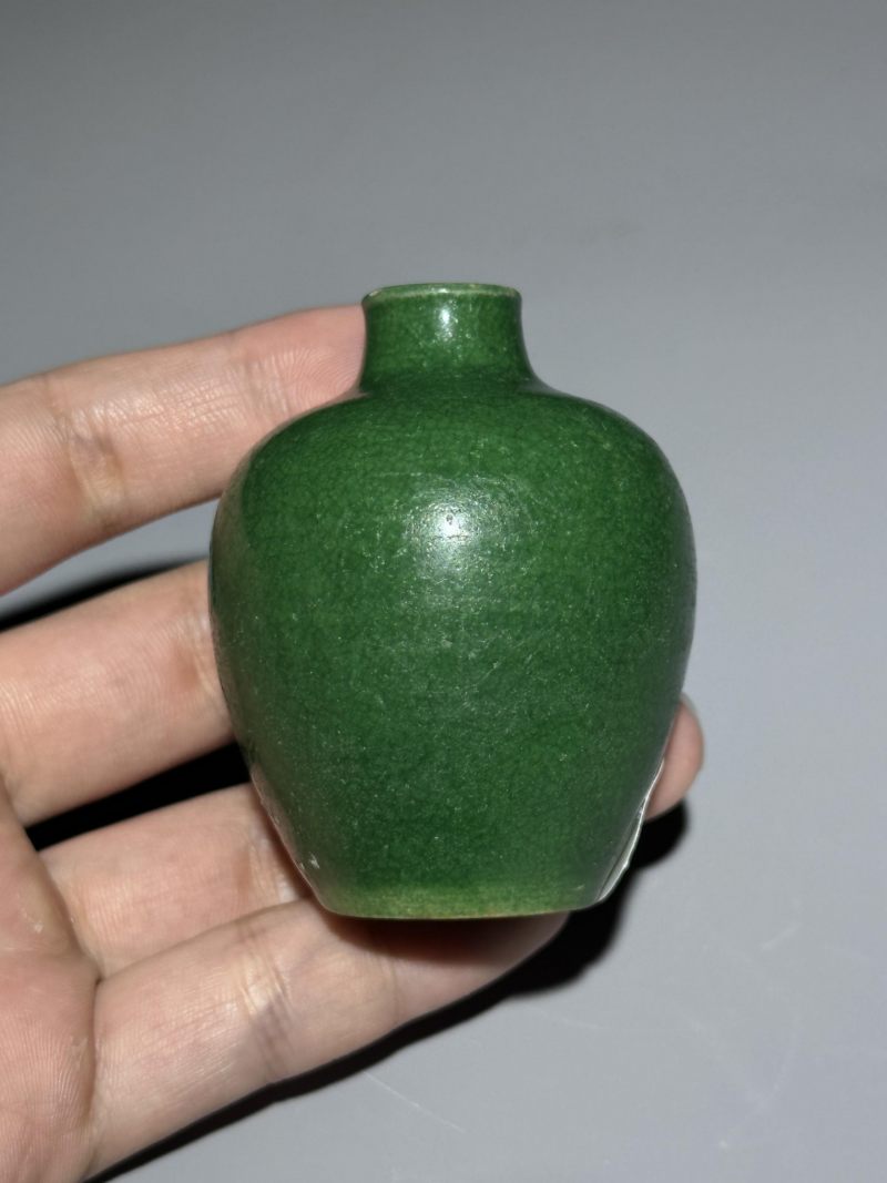    清中期 瓜皮绿釉小瓶 - 图6