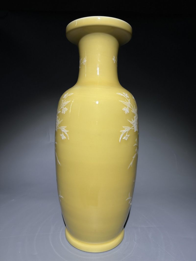    黄釉堆白花鸟纹花瓶 - 图9