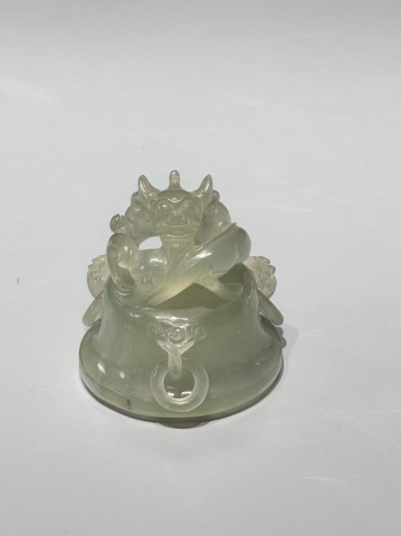    玉雕螭龙活环三足香炉 - 图10