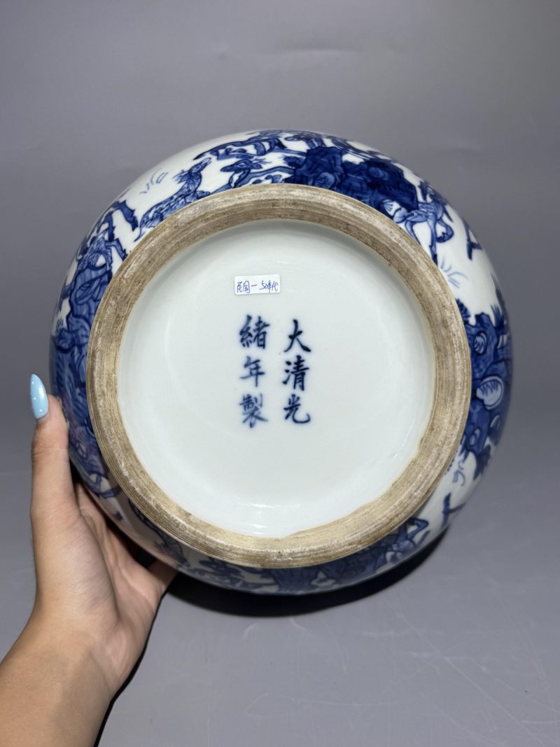    青花百鹿纹鹿头尊 - 图3