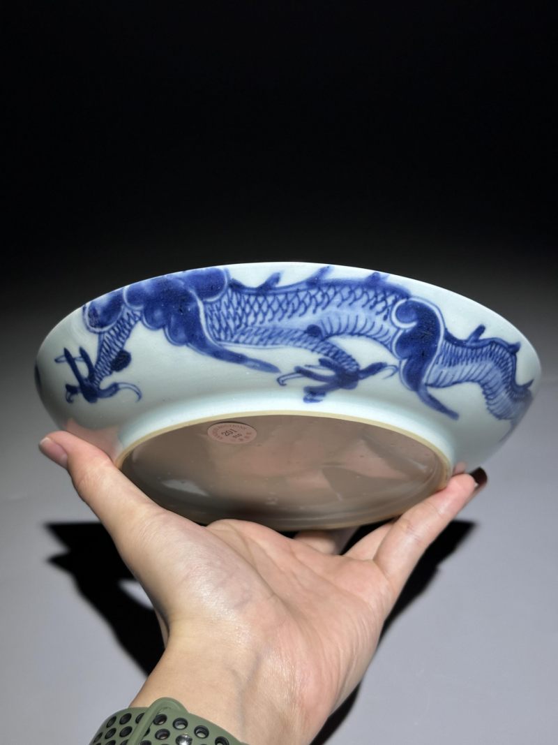    清乾隆 青花过墙龙纹盘 - 图9