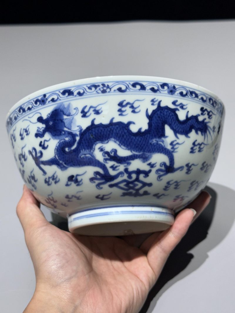    清雍正 青花双龙戏珠纹碗 - 图8