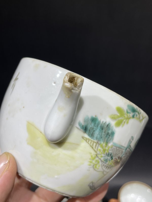 清 粉彩茶壶 杯子 盖 一组八件 - 图3