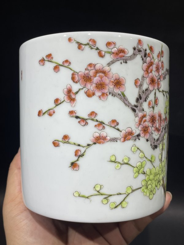 解放后 粉彩花卉诗文笔筒 - 图4