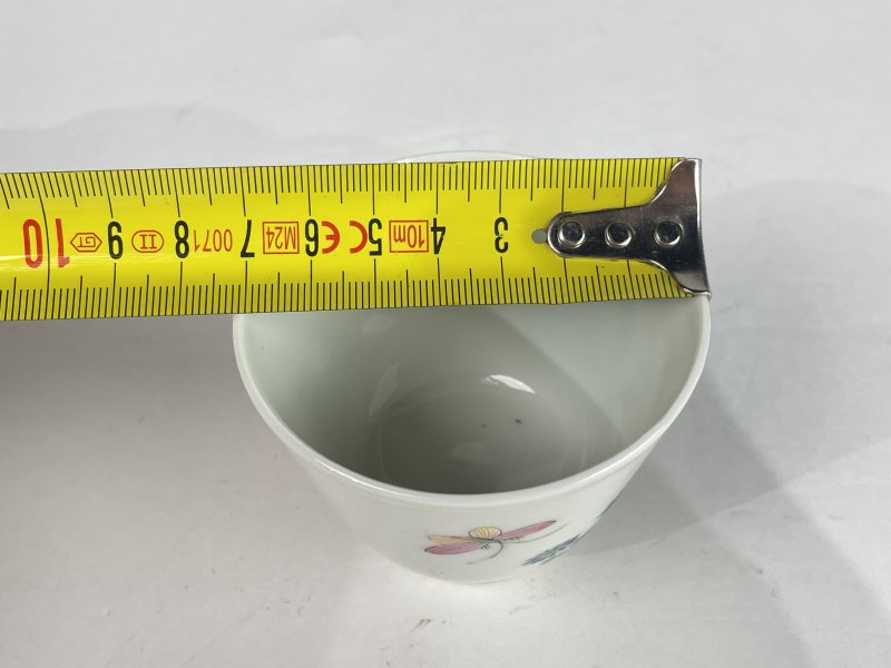 解放后 粉彩花蝶纹小杯 - 图8