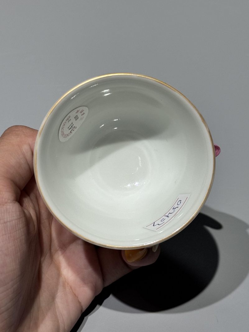    清中期 青花矾红狮子纹杯一对 - 图4