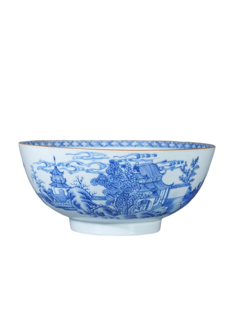    清雍正 青花山水庭院高士图大碗