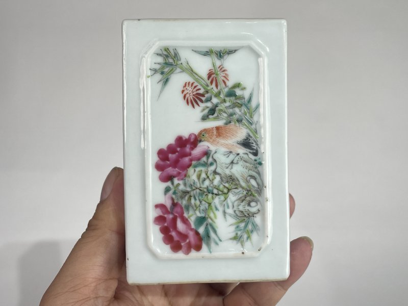 清光绪 浅绛彩山水花鸟诗文四方笔筒 - 图2