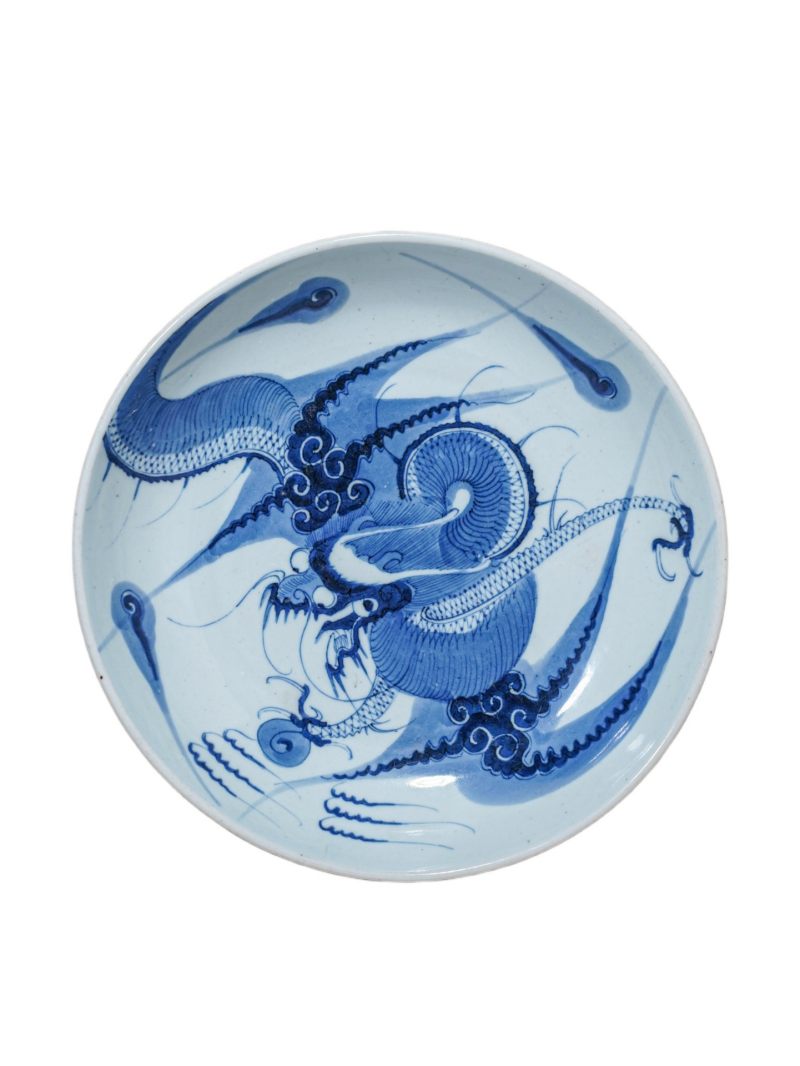    清乾隆 青花过墙龙纹大盘