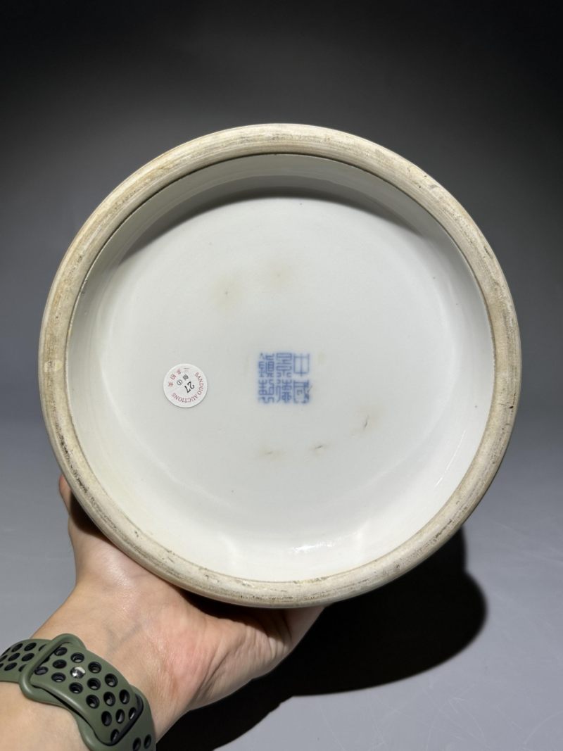    黄釉堆白花鸟纹花瓶 - 图5