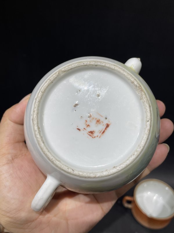 清 粉彩茶壶 杯子 盖 一组八件 - 图6