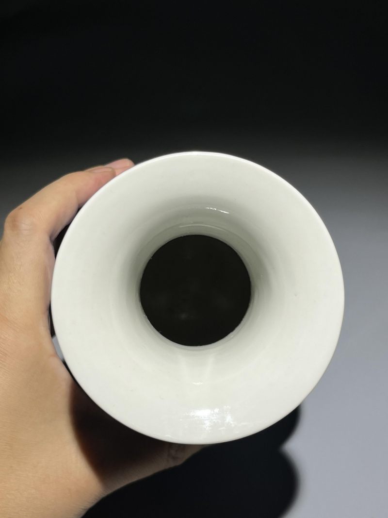    清光绪 青花开光仕女婴戏图棒槌瓶 - 图9