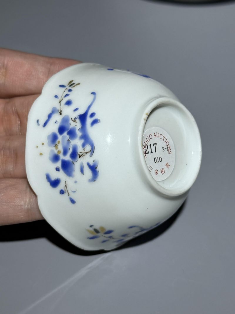    清乾隆 蓝料花卉纹杯碟一组两件 - 图8