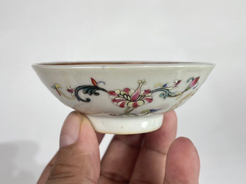 清同治 粉彩矾红福寿纹小盘 - 图4