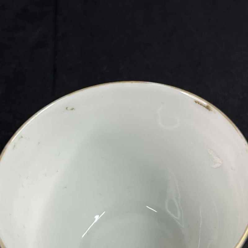 清嘉庆 粉彩番莲纹卧足杯一对 - 图11