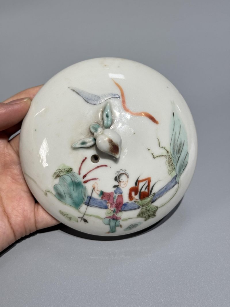    清道光 粉彩人物纹茶壶 - 图10