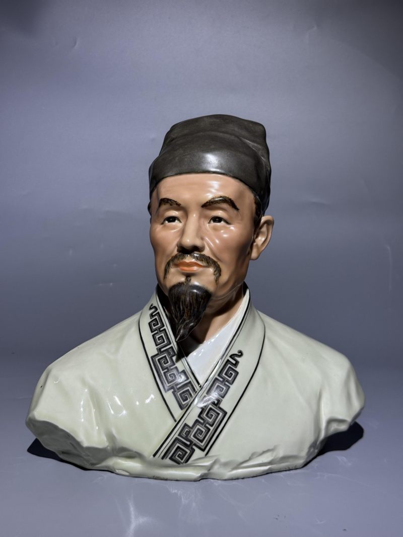    曾龙升风格 李时珍人物雕塑 - 图2