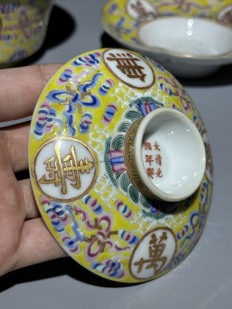    民国 粉彩寿字纹三才盖杯 - 图6