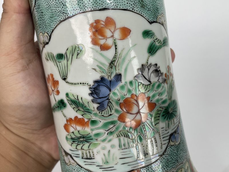 清晚期 五彩开光花鸟纹花觚 - 图7