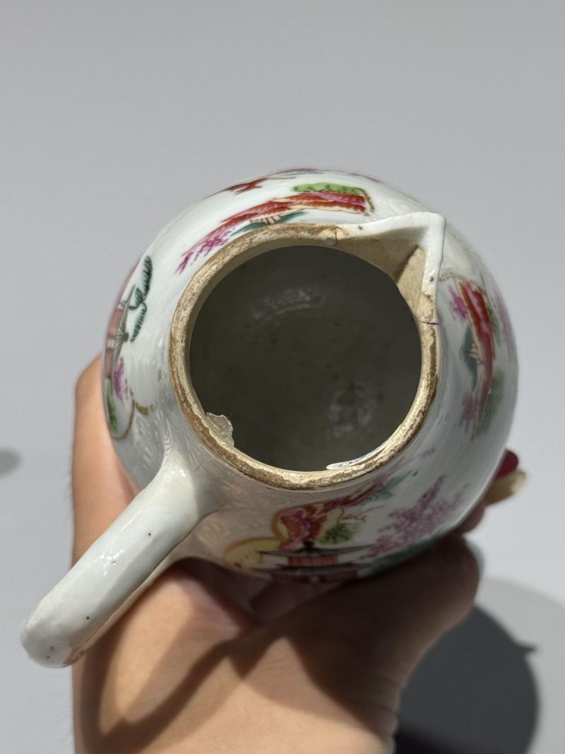   清道光-雍正 无双谱梨形壶 广彩奶壶一组两件 - 图15