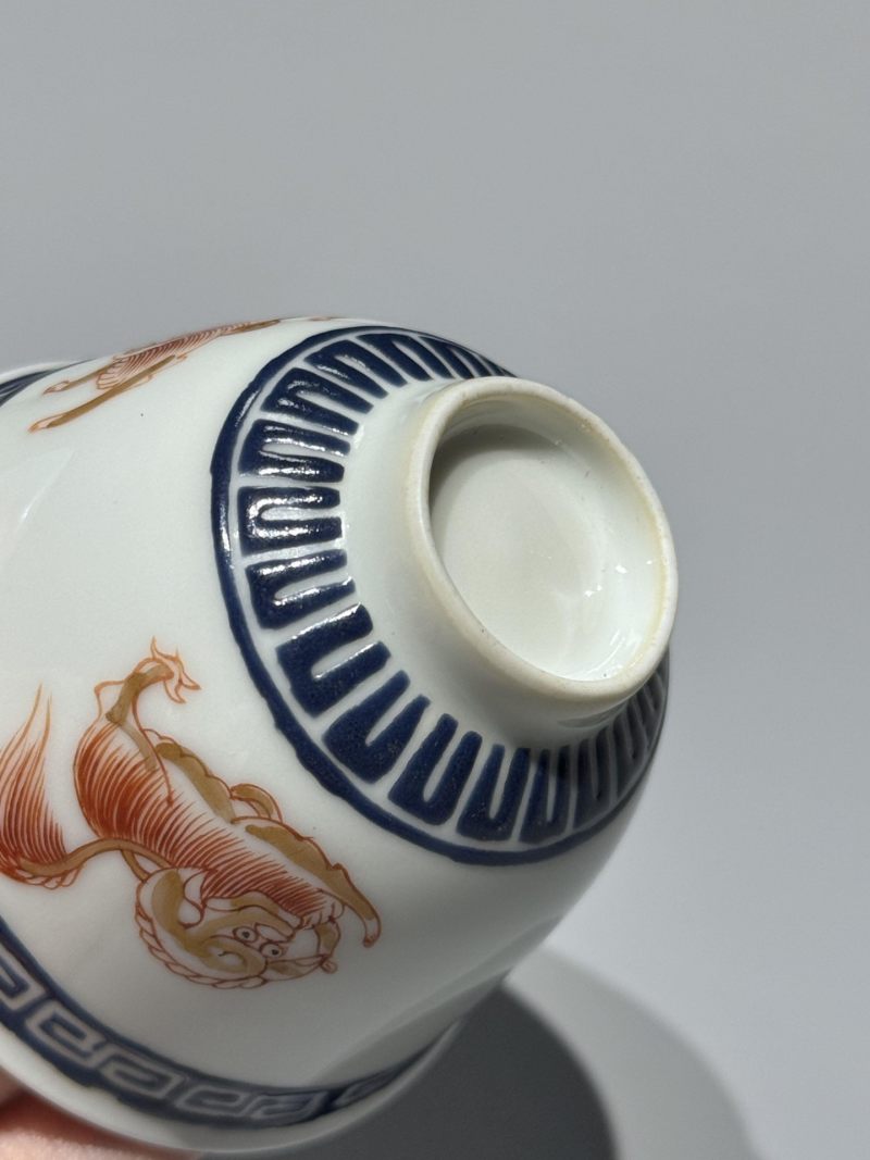    清中期 青花矾红狮子纹杯一对 - 图10