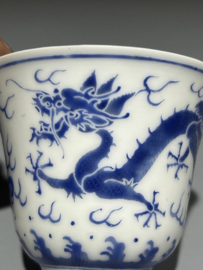    清光绪 蓝料彩双龙赶珠纹铃铛杯 - 图5