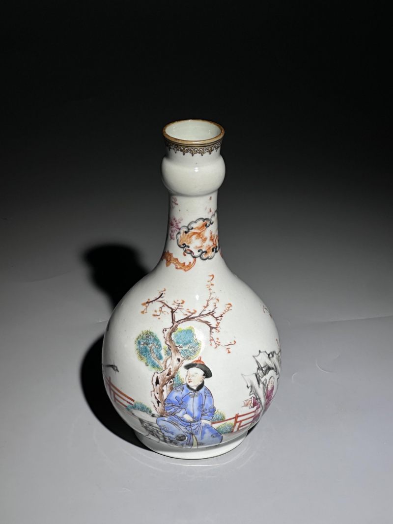    清乾隆 广彩人物纹蒜头瓶 - 图9