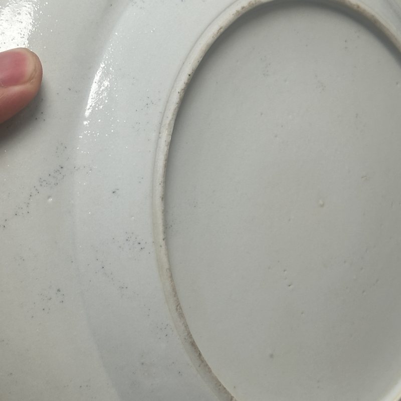清雍正 矾红墨彩描金图人物图盘一对 - 图5