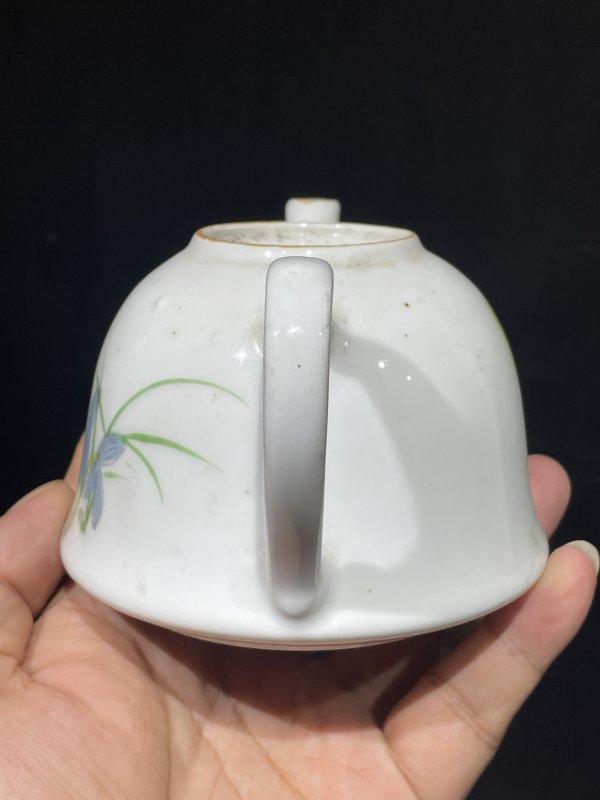 解放后 粉彩花卉纹茶壶 - 图5