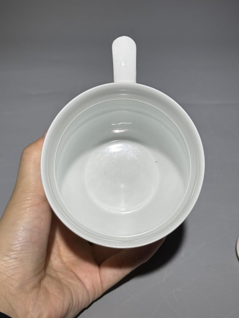    陆云山款 粉彩花鸟纹盖杯 - 图9