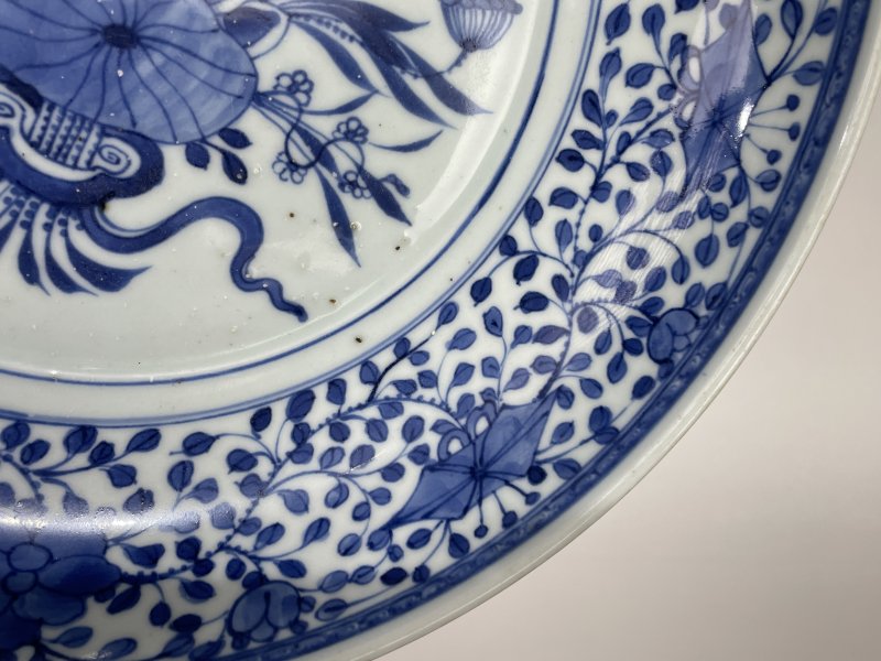 清乾隆 青花一把莲纹大盘 - 图5