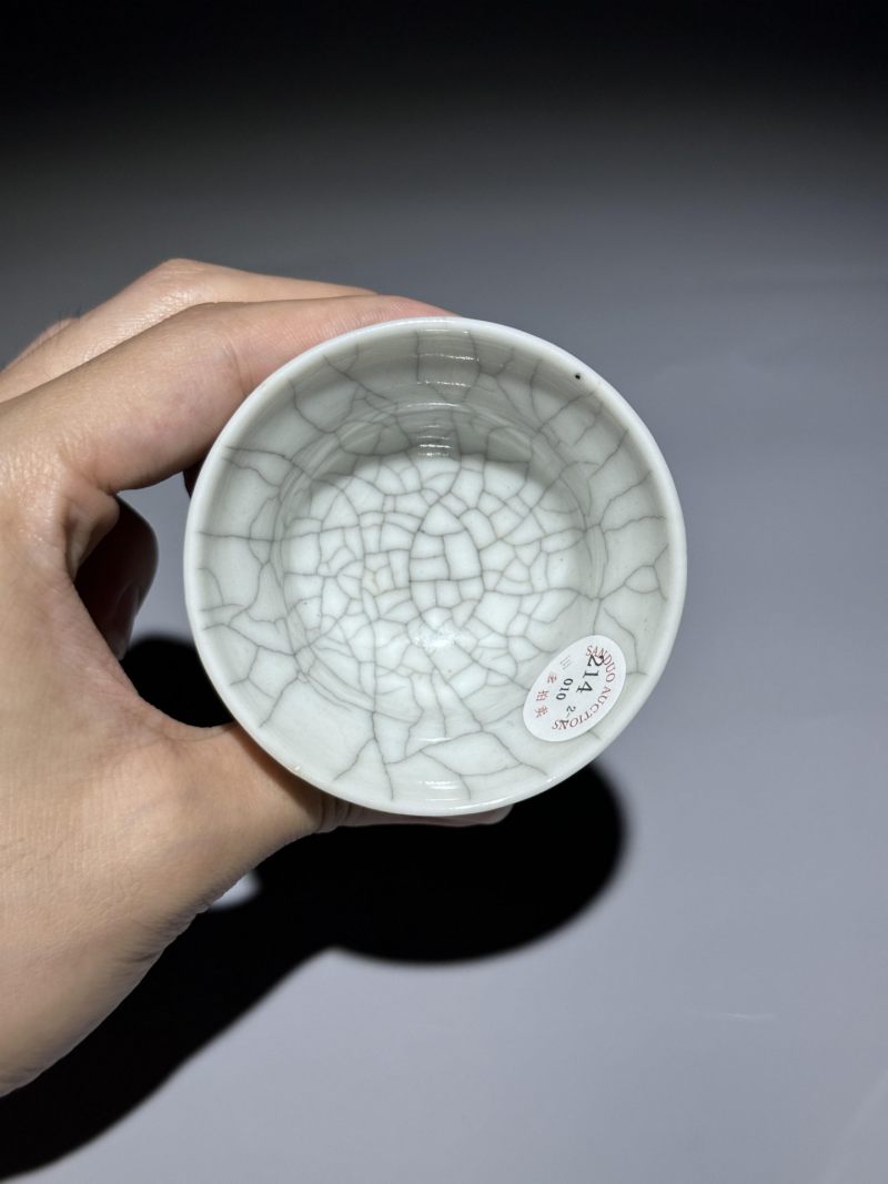    清中期 哥釉折沿杯一对 - 图9