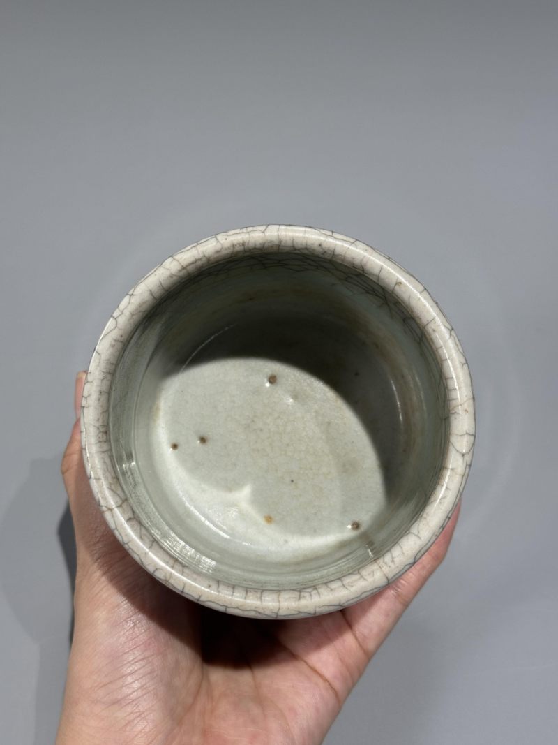    清乾隆 哥釉三足筒炉 带底座 - 图5
