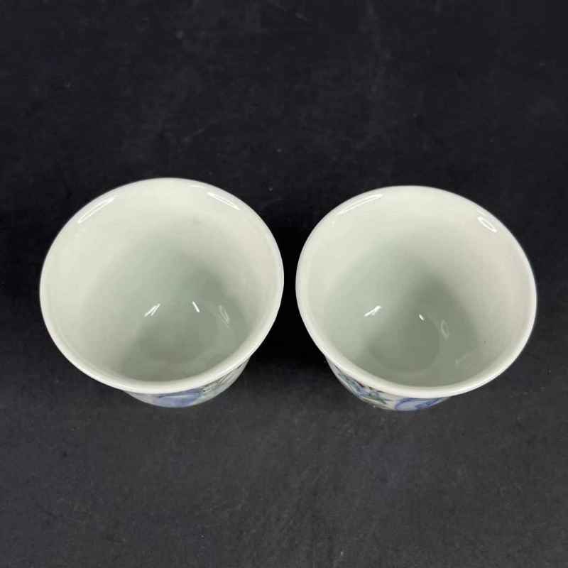 清光绪 斗彩洞石花卉纹杯一对 - 图3