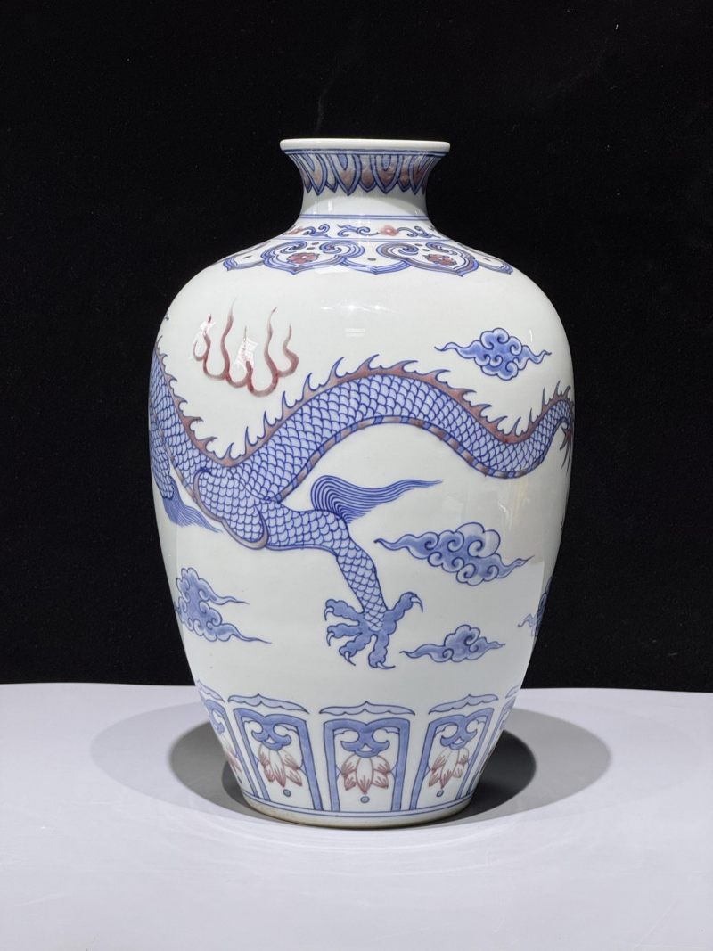    青花釉里红龙纹梅瓶 - 图5