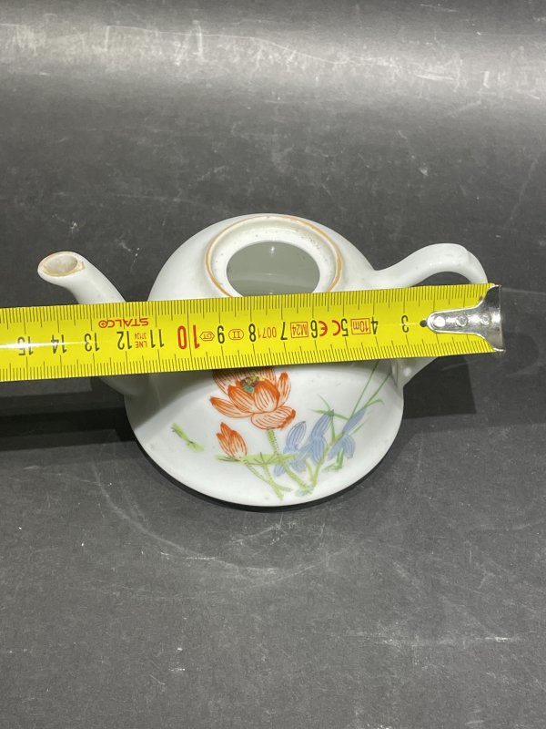 解放后 粉彩花卉纹茶壶 - 图8