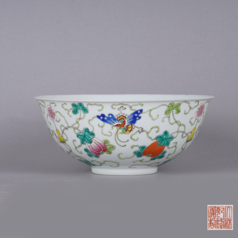 清晚期 粉彩蝶恋花纹碗 - 图1