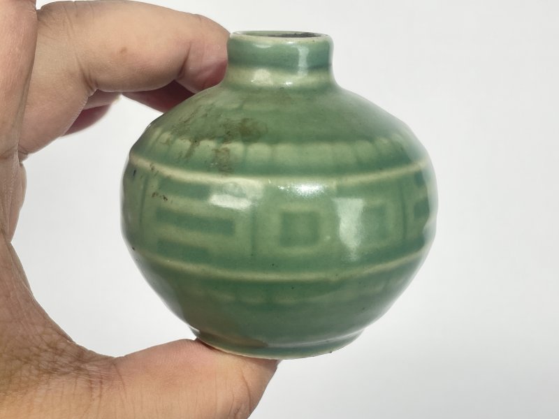 清中期 青釉模印小罐 - 图3
