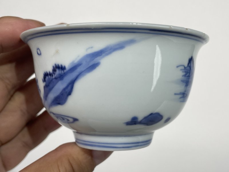 明晚期 青花高仕图杯一对 - 图3