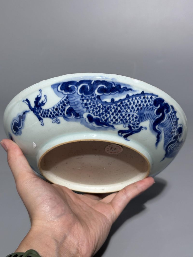    清乾隆 青花过墙龙纹盘 - 图8