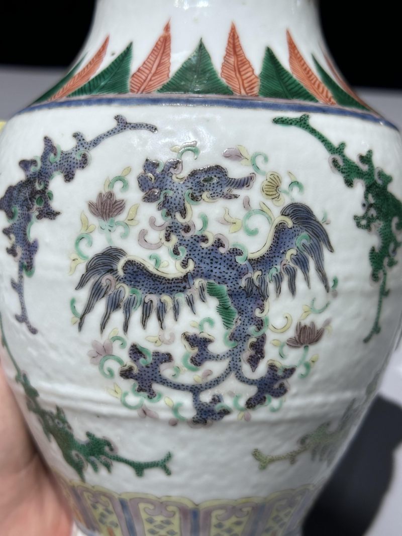    清晚期 五彩团凤纹铺首尊 - 图10
